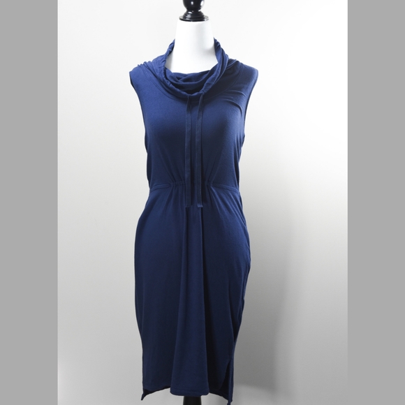 Vera Wang Dress - Picture 2 of 5